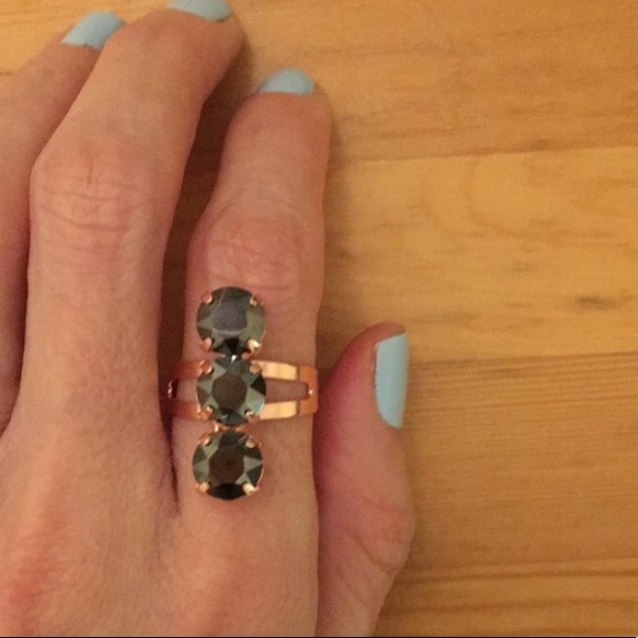 Gorgeous Metallic Gray-Black Hematite Crystal Rose Gold Statement Ring - Picture 7 of 9